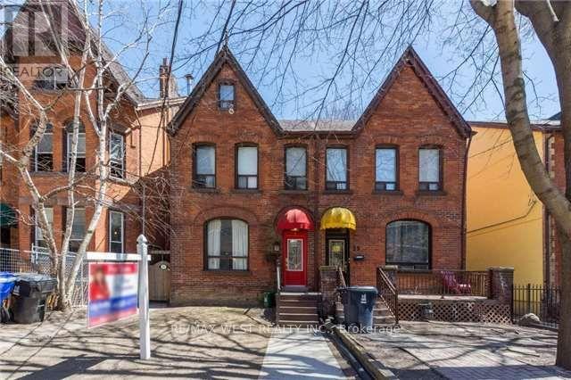 61 HOMEWOOD AVENUE, Toronto, Ontario