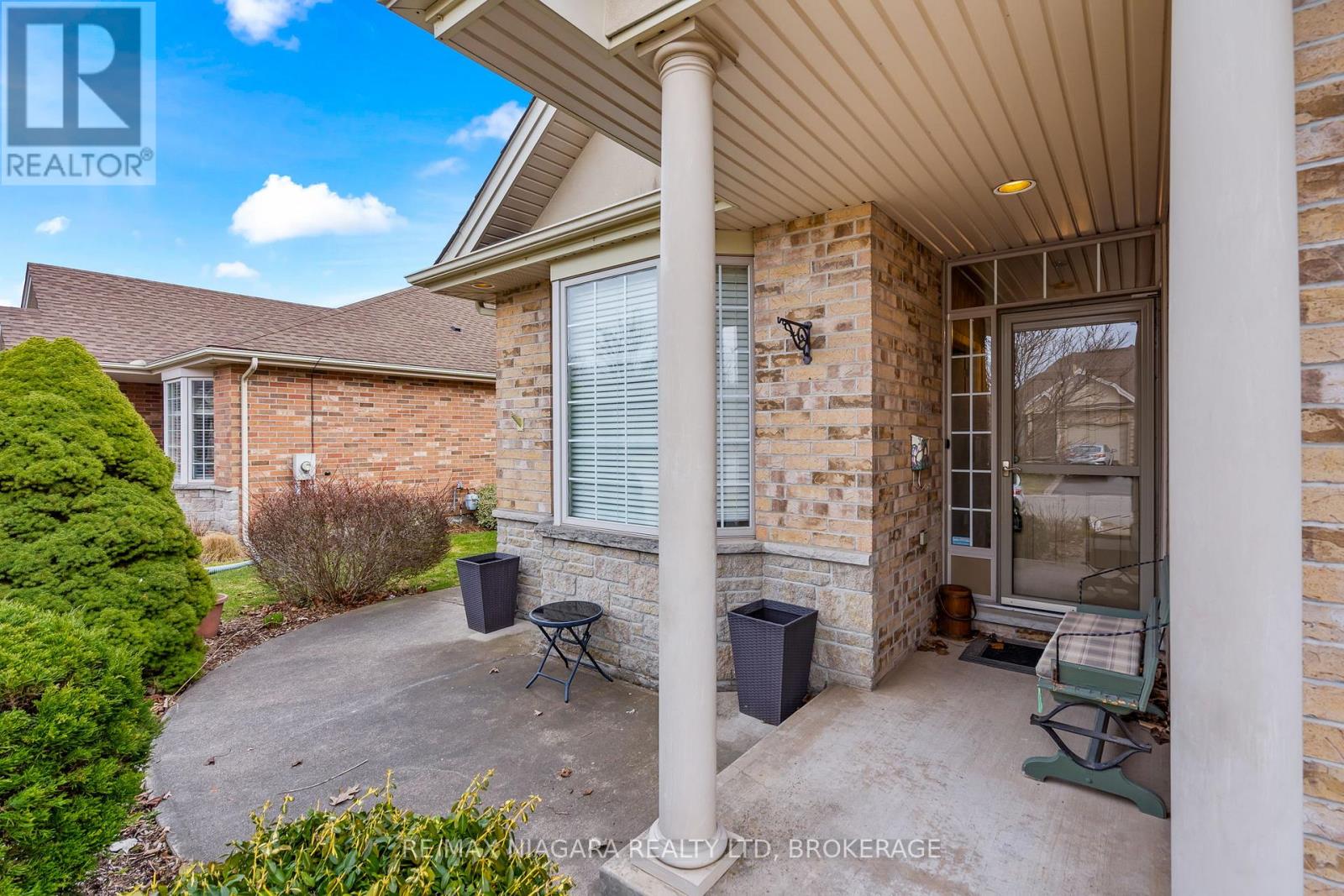 21 Willowlanding Court, Welland, Ontario  L3C 7L7 - Photo 4 - X12922964