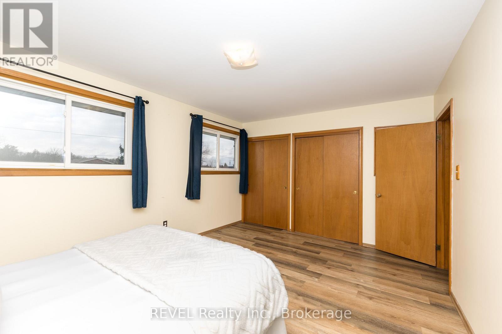 42 Emily Street, Grimsby, Ontario  L3M 4A2 - Photo 25 - X12923026