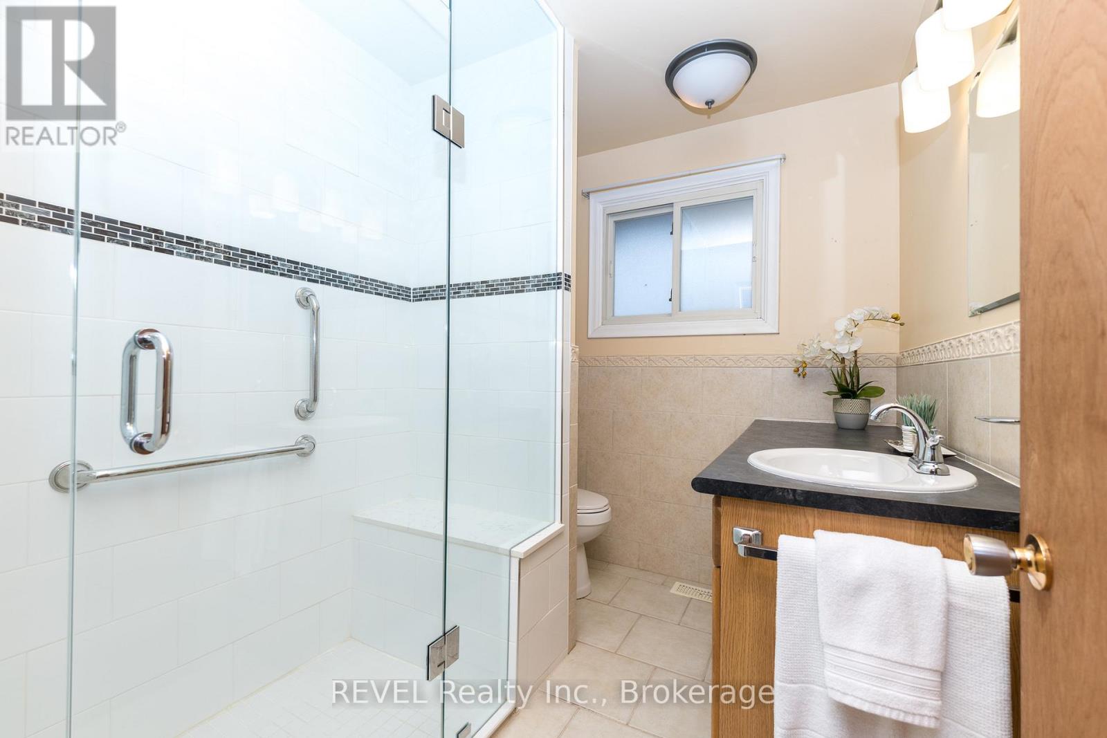 42 Emily Street, Grimsby, Ontario  L3M 4A2 - Photo 26 - X12923026