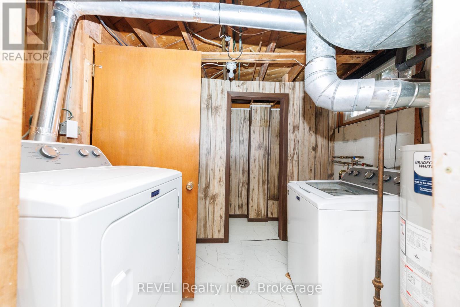 42 Emily Street, Grimsby, Ontario  L3M 4A2 - Photo 37 - X12923026