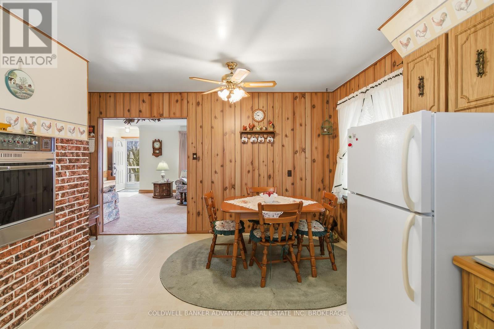 927 Southworth Street, Welland (Lincoln/crowland), Ontario L3B 2A2 - Photo 13 - X12923028