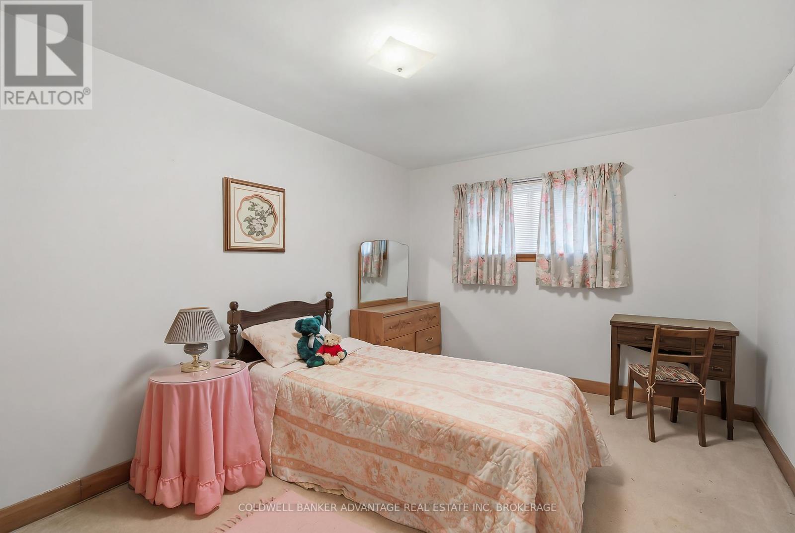 927 Southworth Street, Welland (Lincoln/crowland), Ontario L3B 2A2 - Photo 15 - X12923028