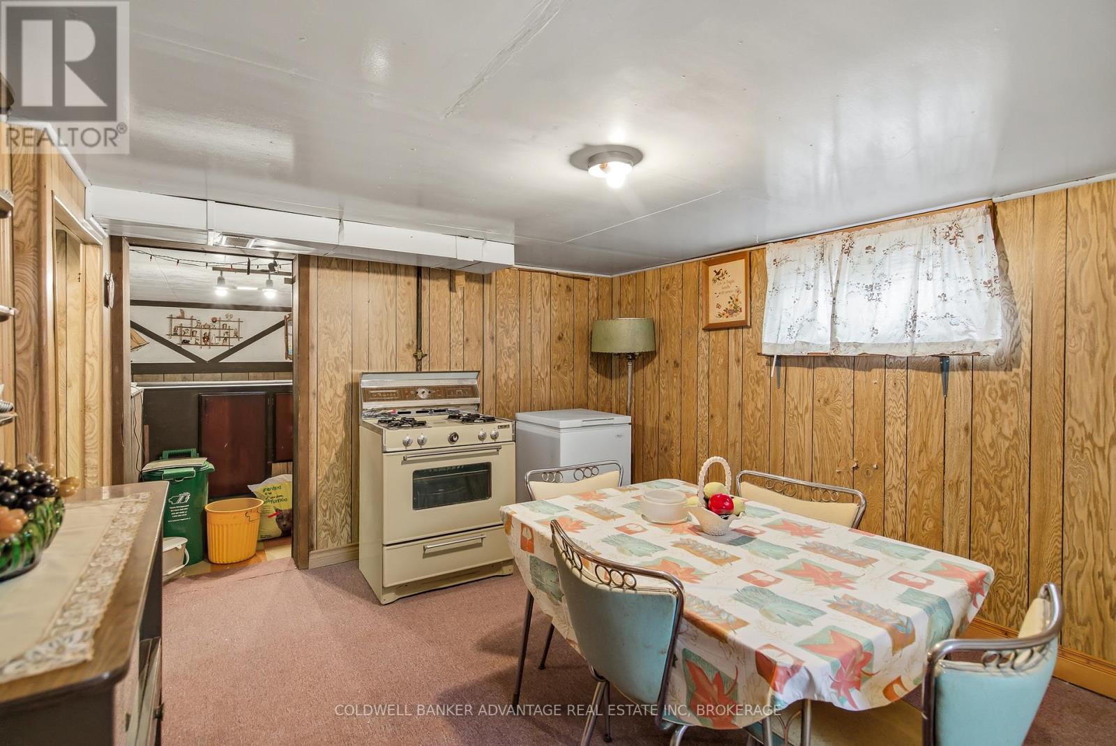 927 Southworth Street, Welland (Lincoln/crowland), Ontario L3B 2A2 - Photo 22 - X12923028