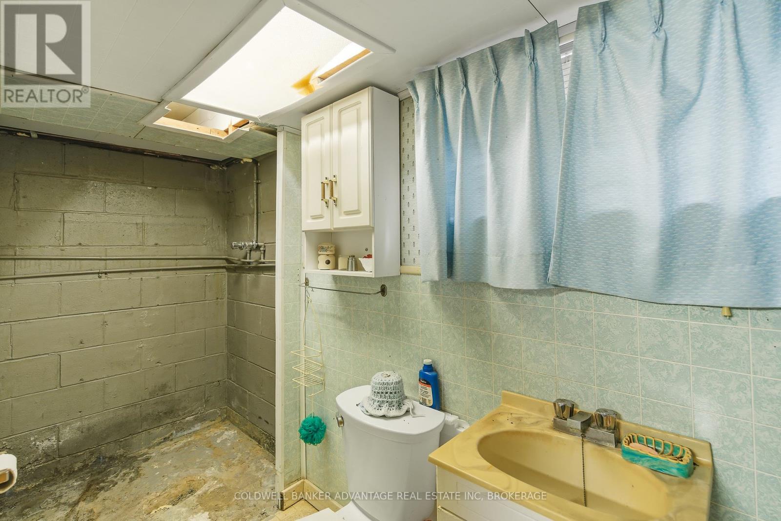 927 Southworth Street, Welland (Lincoln/crowland), Ontario L3B 2A2 - Photo 27 - X12923028