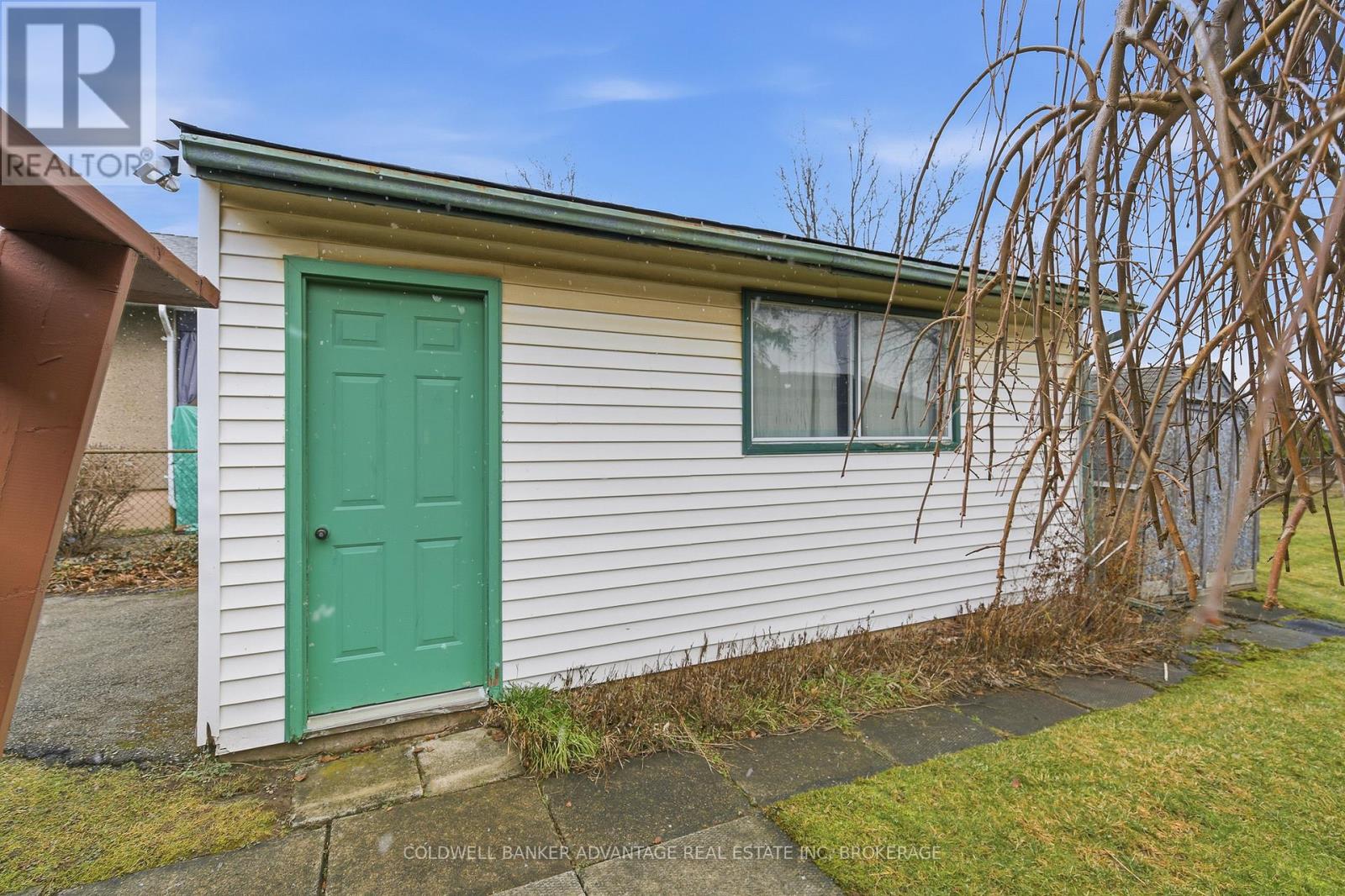 927 Southworth Street, Welland (Lincoln/crowland), Ontario L3B 2A2 - Photo 32 - X12923028