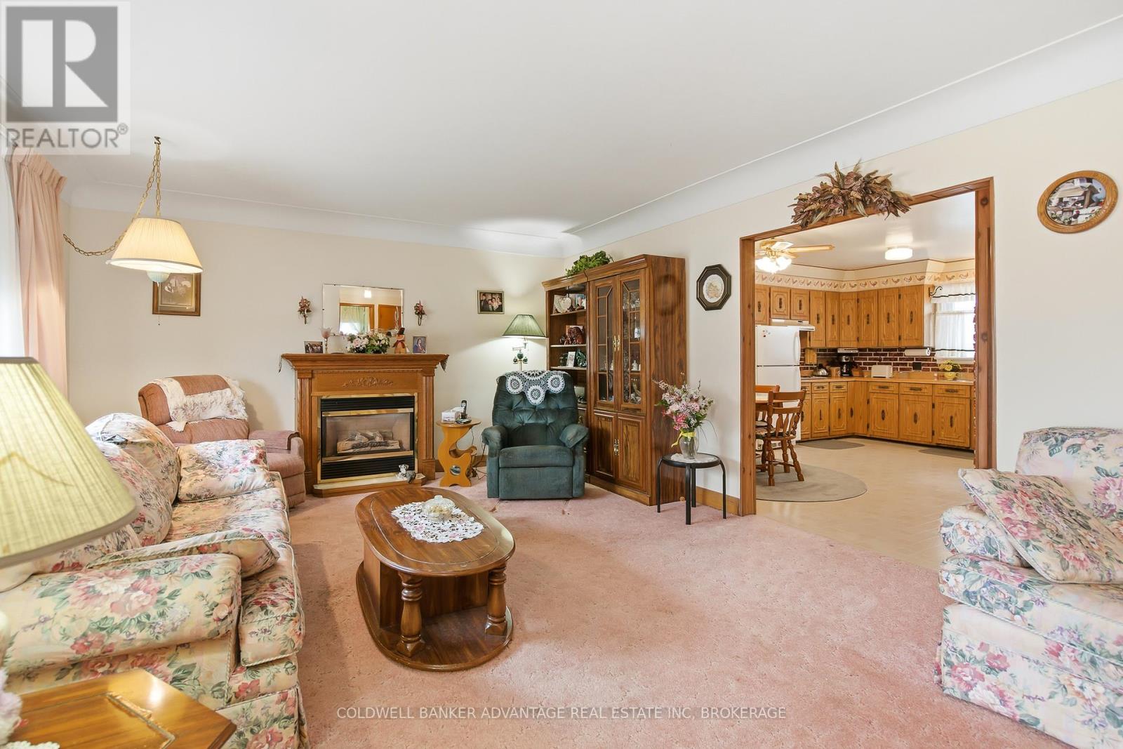 927 Southworth Street, Welland (Lincoln/crowland), Ontario L3B 2A2 - Photo 7 - X12923028