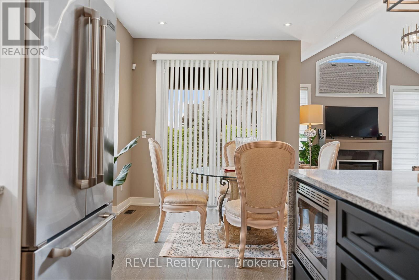 120 Carrick Trail, Welland, Ontario  L3B 0E8 - Photo 9 - X12923090