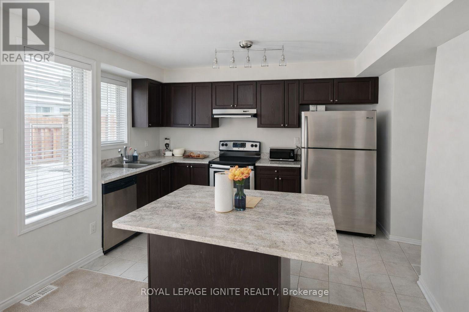 9 Bazin Road, Ajax, Ontario  L1Z 0N1 - Photo 5 - E12904202