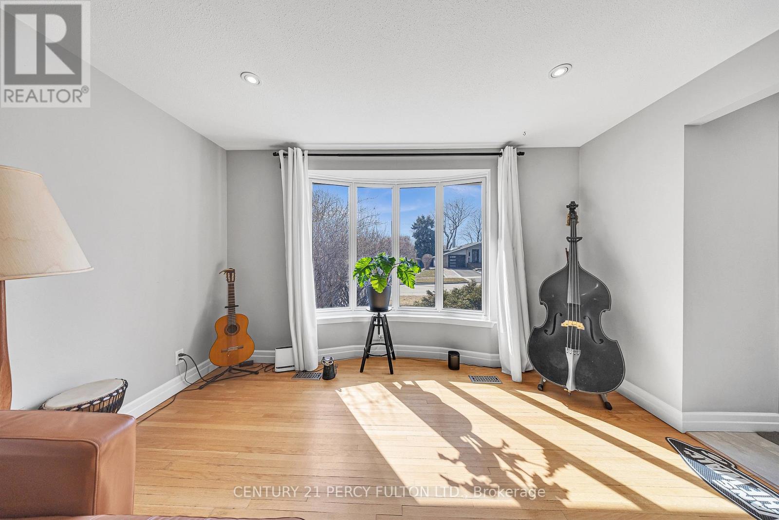 893 Douglas Avenue, Pickering, Ontario  L1W 1N7 - Photo 17 - E12923052