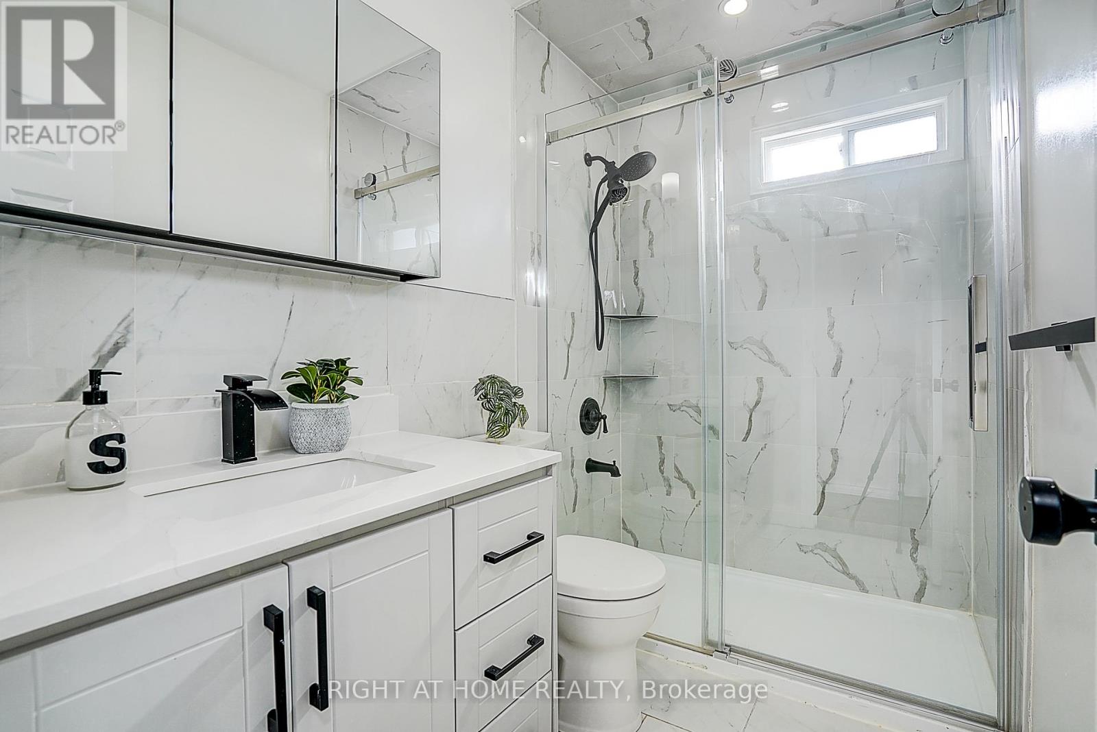 32 Miles Drive, Ajax, Ontario  L1Z 1C7 - Photo 36 - E12923096