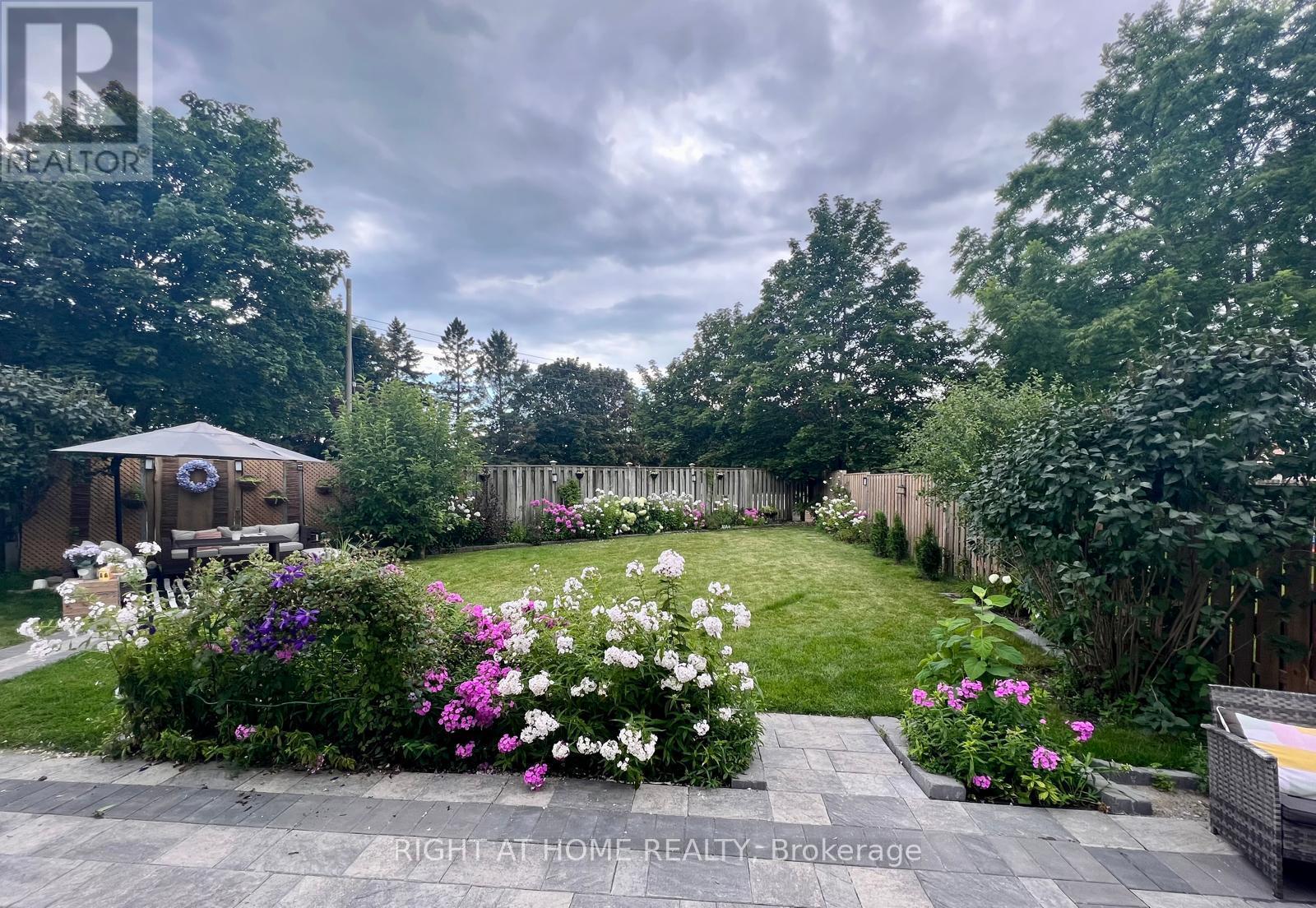 32 Miles Drive, Ajax, Ontario  L1Z 1C7 - Photo 44 - E12923096