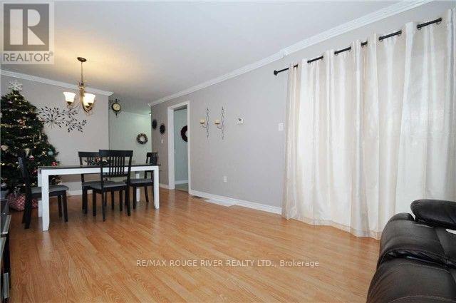 29 - 101 Dovedale Drive, Whitby (Downtown Whitby), Ontario  L1N 1Z7 - Photo 5 - E12923230