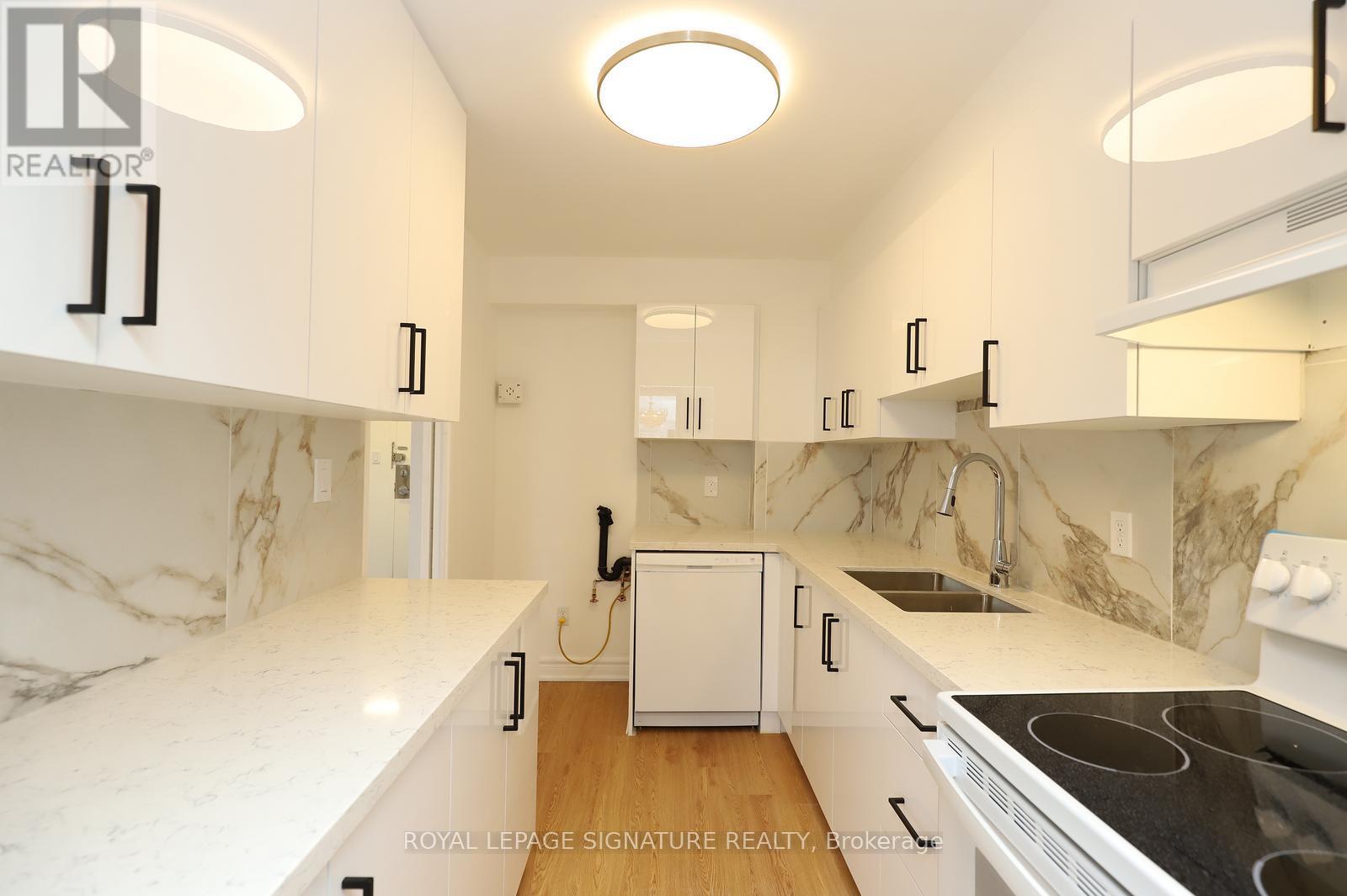 2202 - 3 Massey Square, Toronto (Crescent Town), Ontario  M4C 5L5 - Photo 14 - E12923242