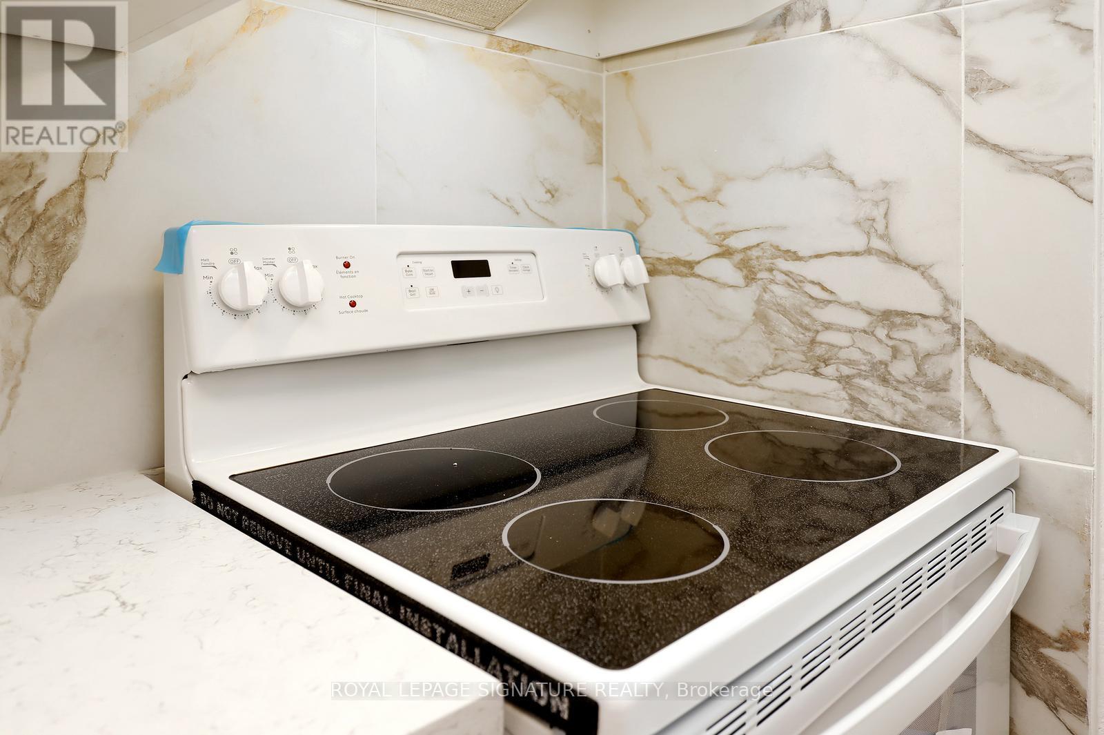 2202 - 3 Massey Square, Toronto (Crescent Town), Ontario  M4C 5L5 - Photo 20 - E12923242