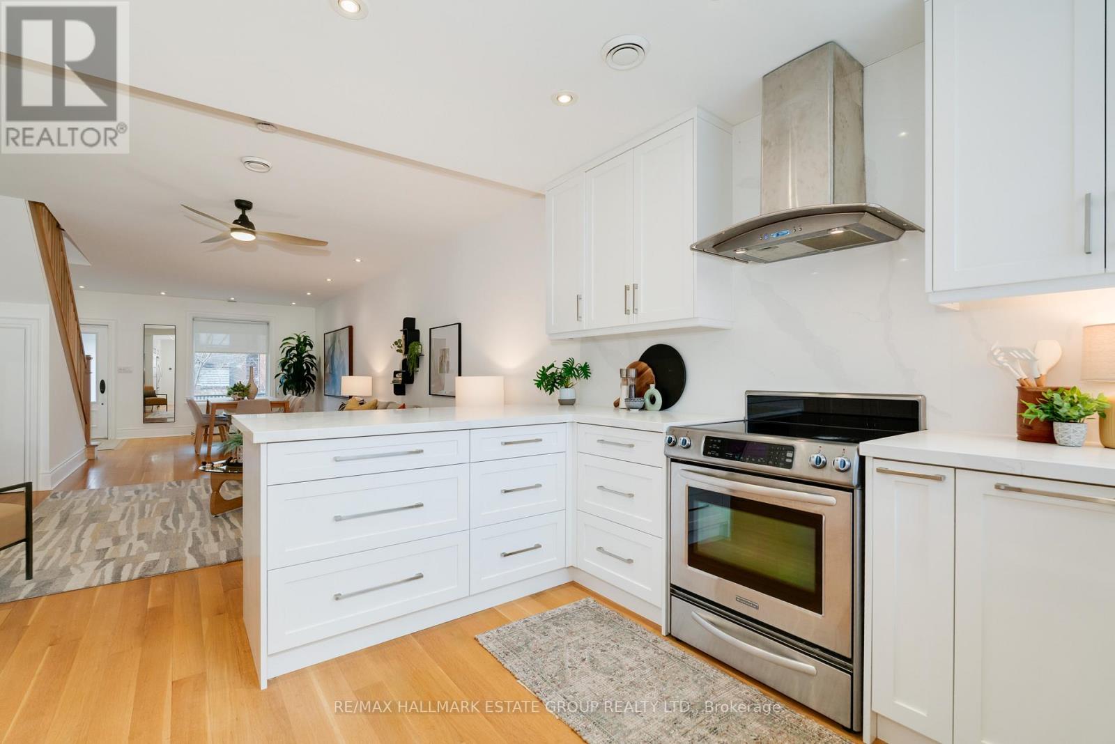 27 Rainsford Road, Toronto, Ontario  M4L 3N5 - Photo 15 - E12923258