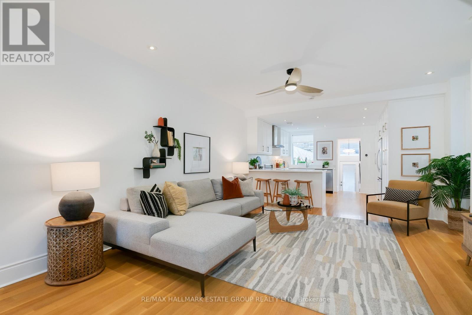 27 Rainsford Road, Toronto, Ontario  M4L 3N5 - Photo 8 - E12923258