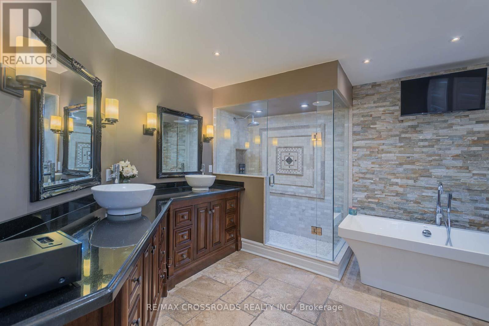 1703 Rockwood Drive, Pickering, Ontario  L1V 6R3 - Photo 24 - E12920608