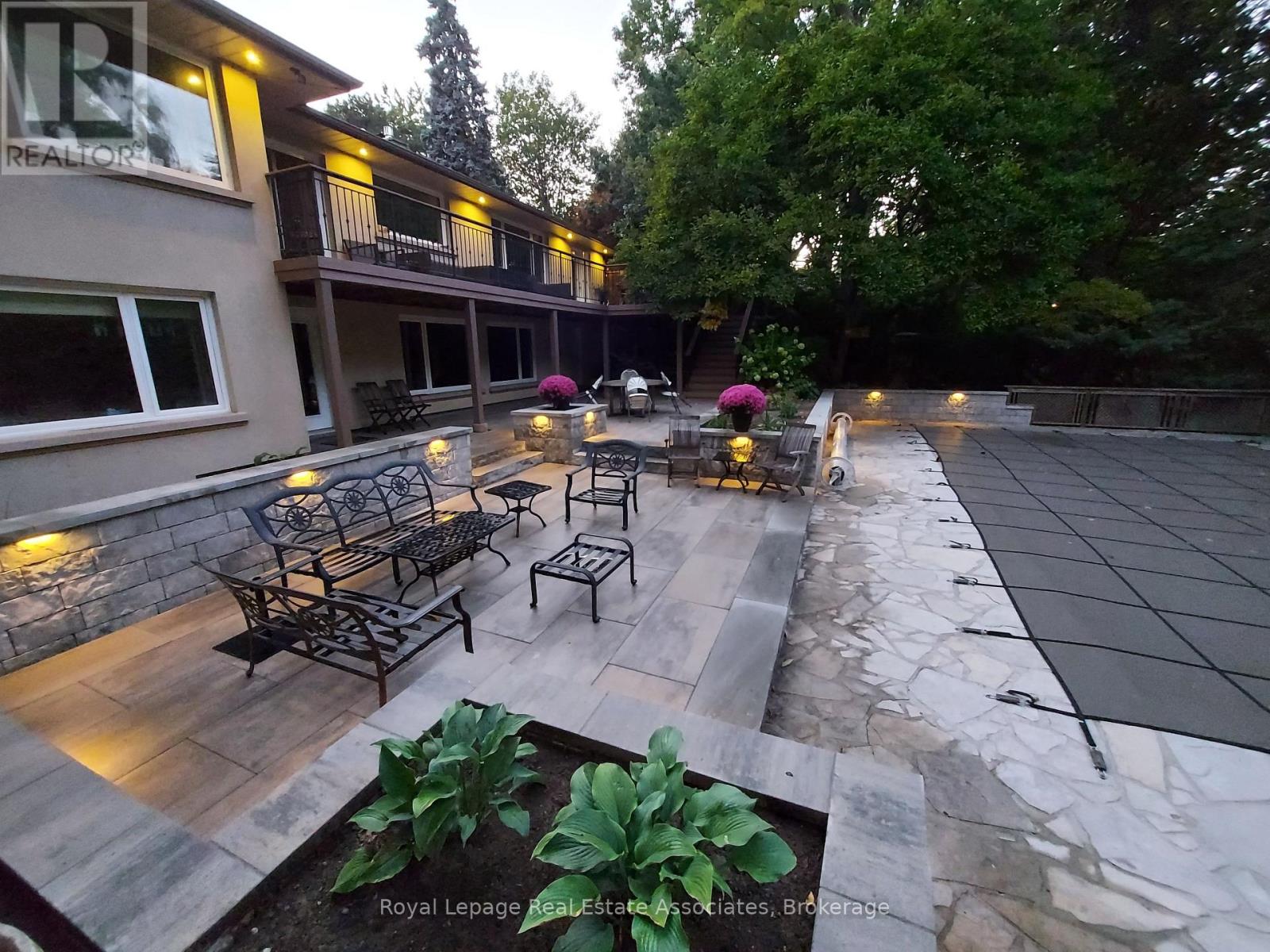 1561 Pinetree Crescent, Mississauga, Ontario  L5G 2S9 - Photo 38 - W12922822