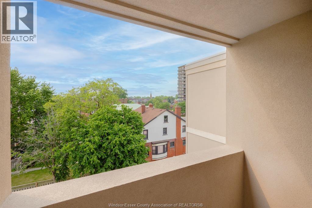 1500 Ouellette Unit# 405, Windsor, Ontario N8X 1K7 - Photo 37 - 26006267