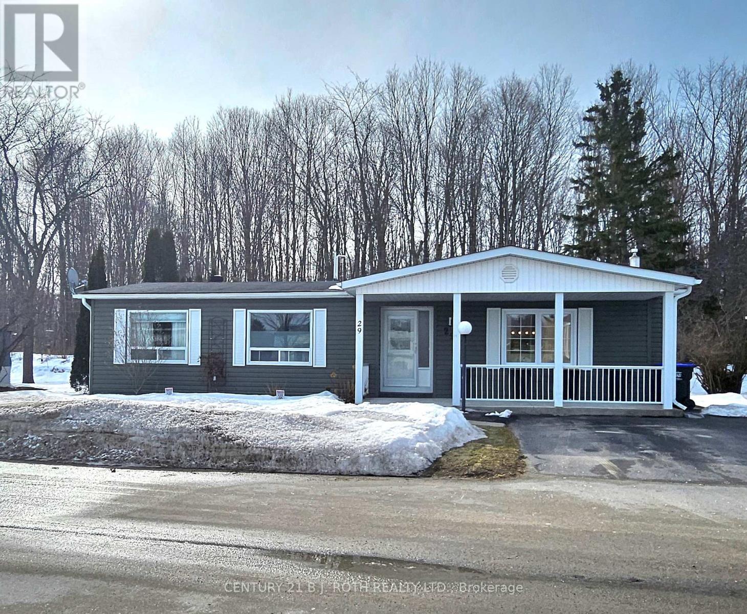 29 CORNER BROOK TRAIL, Innisfil, Ontario