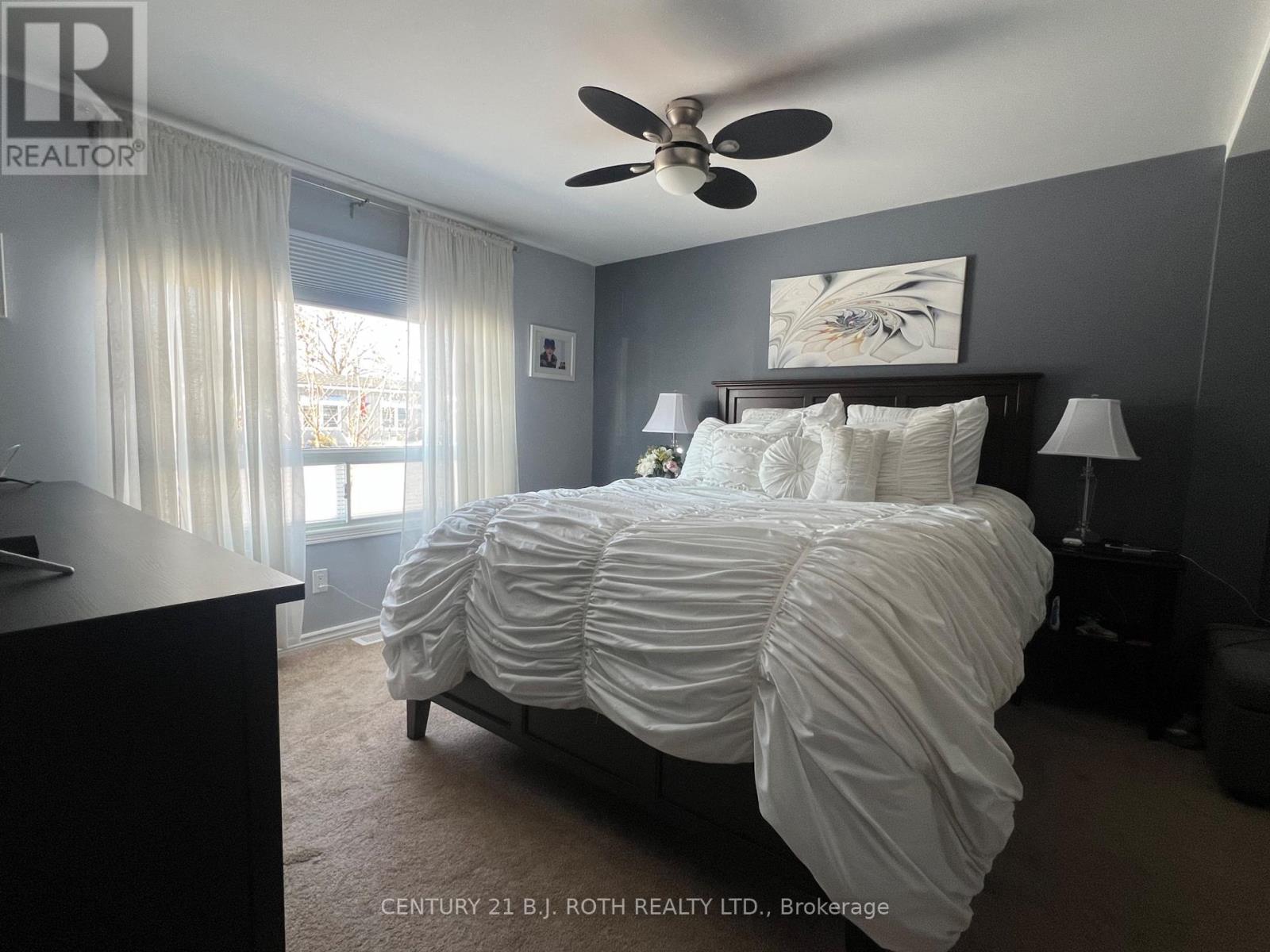 29 Corner Brook Trail, Innisfil, Ontario L9S 1P2 - Photo 14 - N12922896