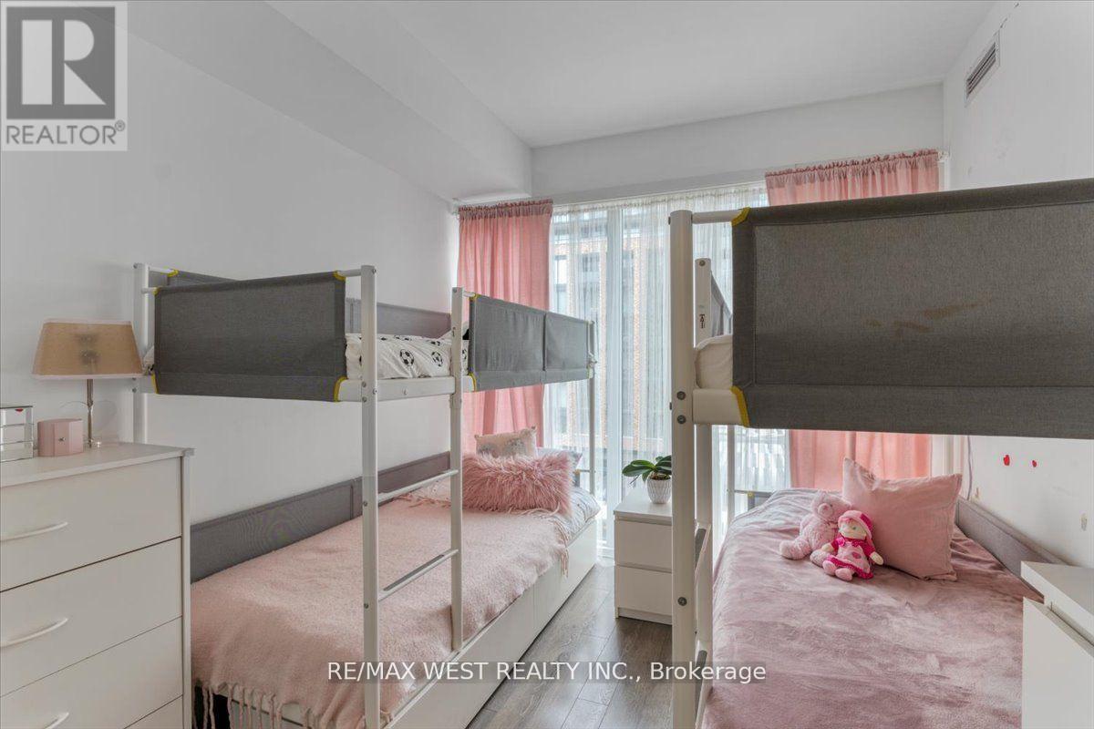 431 - 99 Eagle Rock Way, Vaughan, Ontario  L6A 5A7 - Photo 10 - N12922966