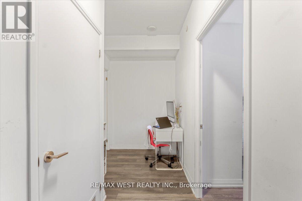 431 - 99 Eagle Rock Way, Vaughan, Ontario  L6A 5A7 - Photo 12 - N12922966