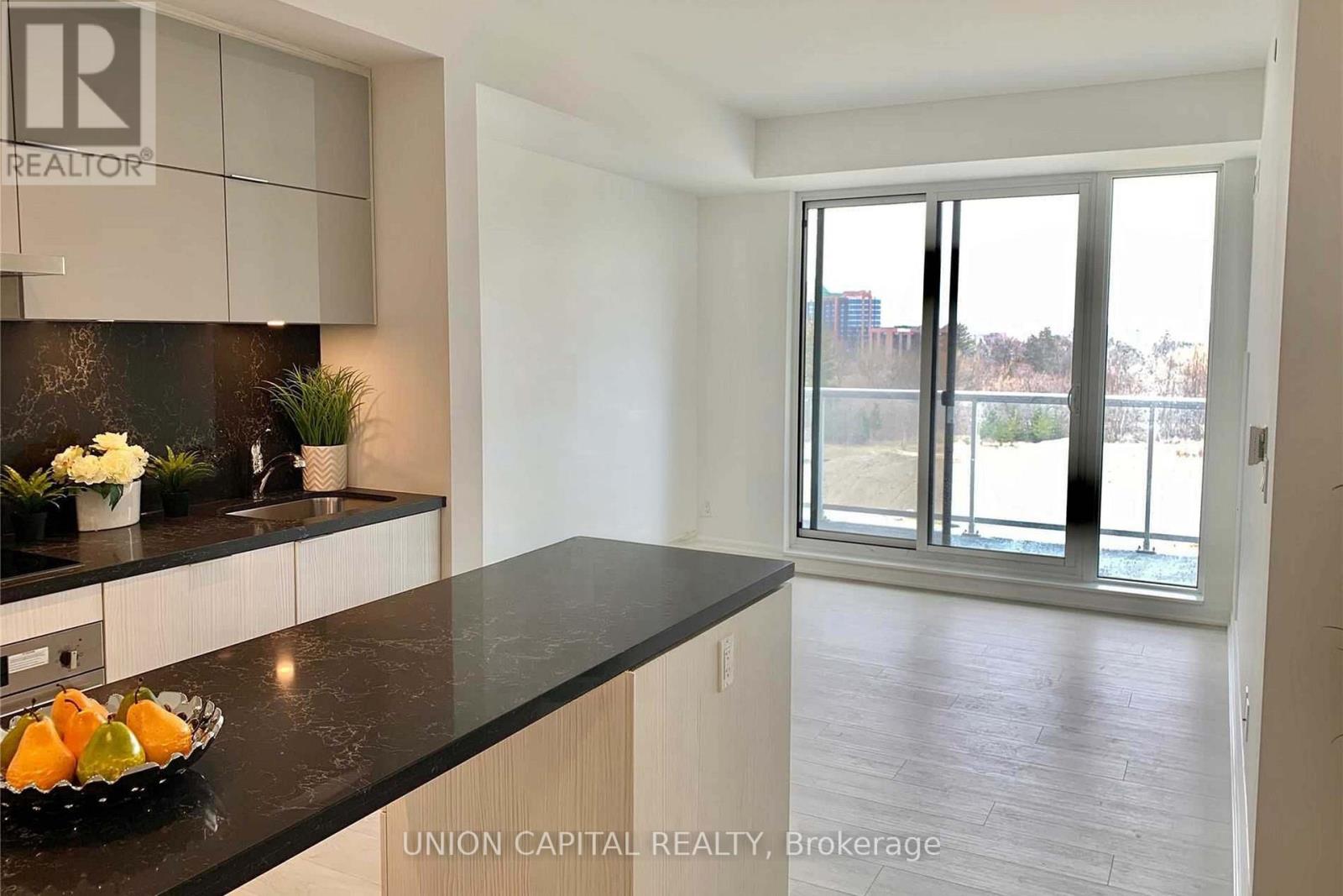 503 - 18 Rouge Valley Drive, Markham, Ontario  L6G 0H1 - Photo 5 - N12922980