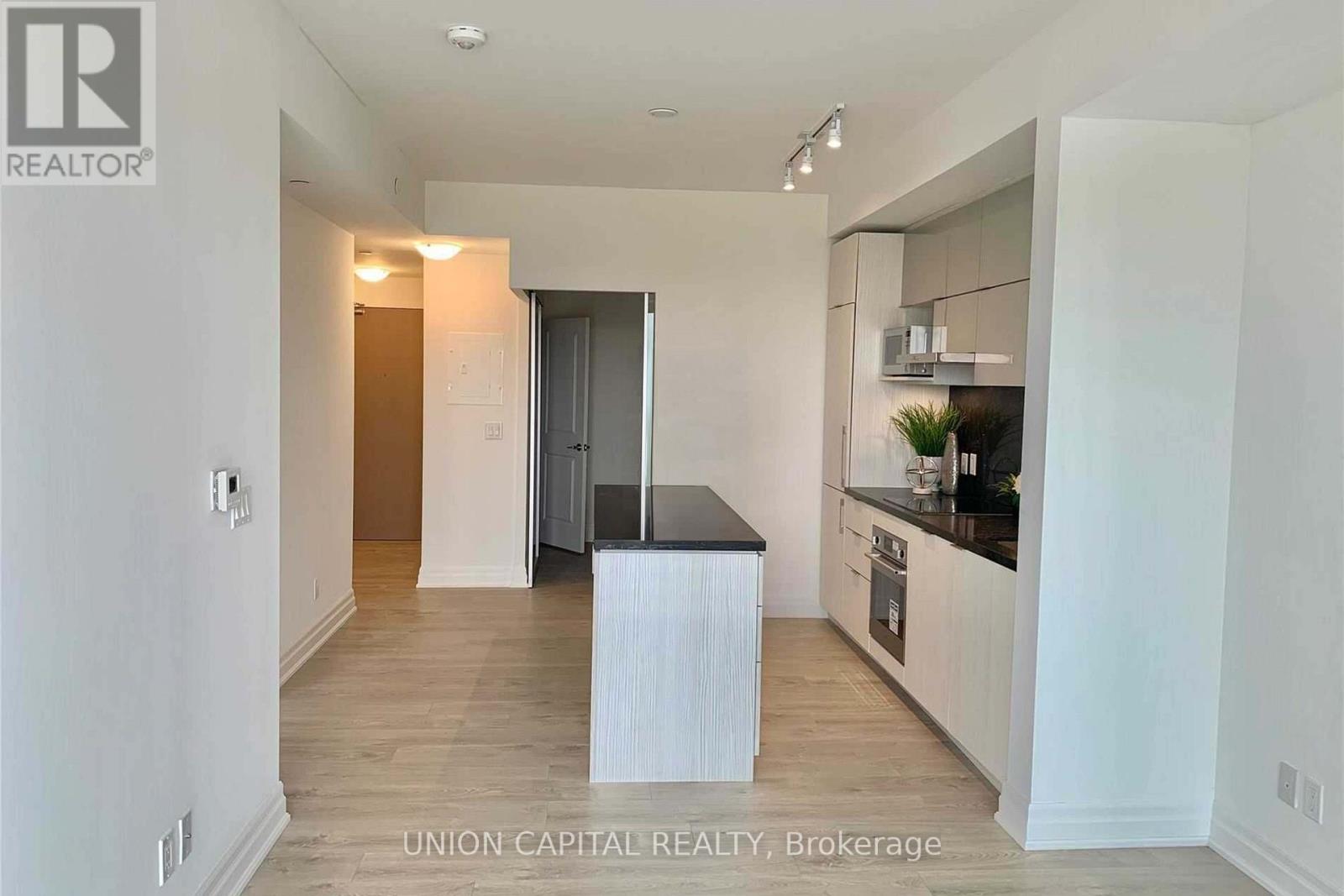 503 - 18 Rouge Valley Drive, Markham, Ontario  L6G 0H1 - Photo 7 - N12922980