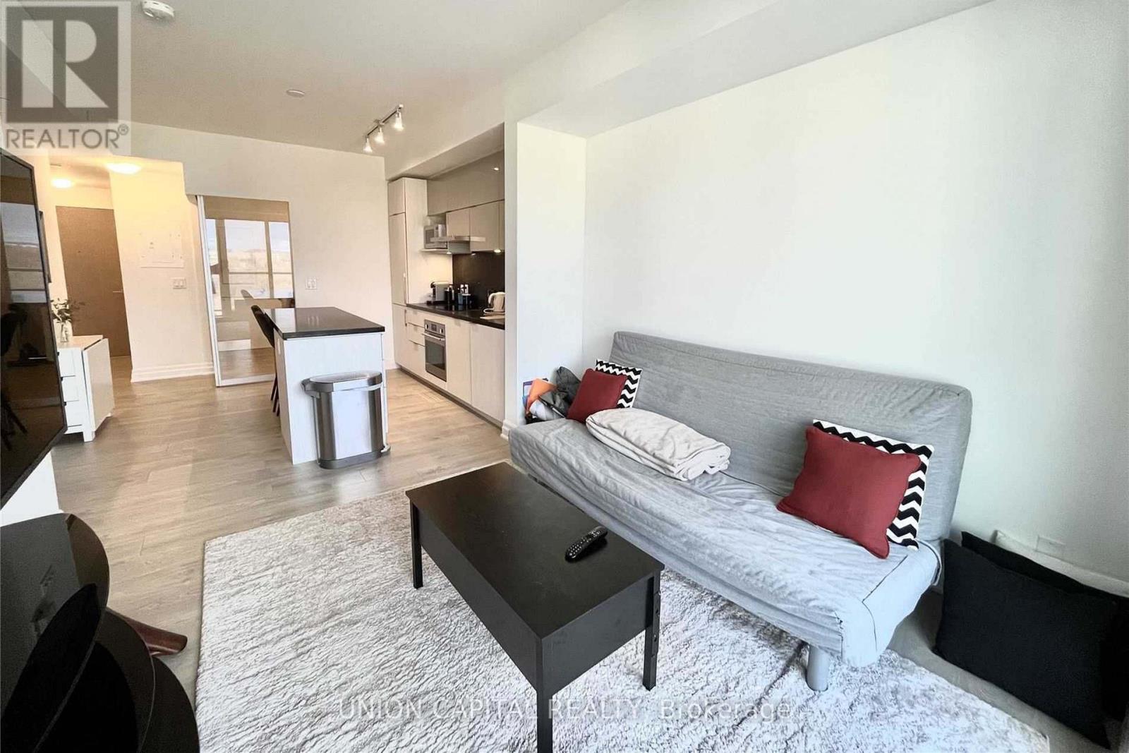 503 - 18 Rouge Valley Drive, Markham, Ontario  L6G 0H1 - Photo 8 - N12922980