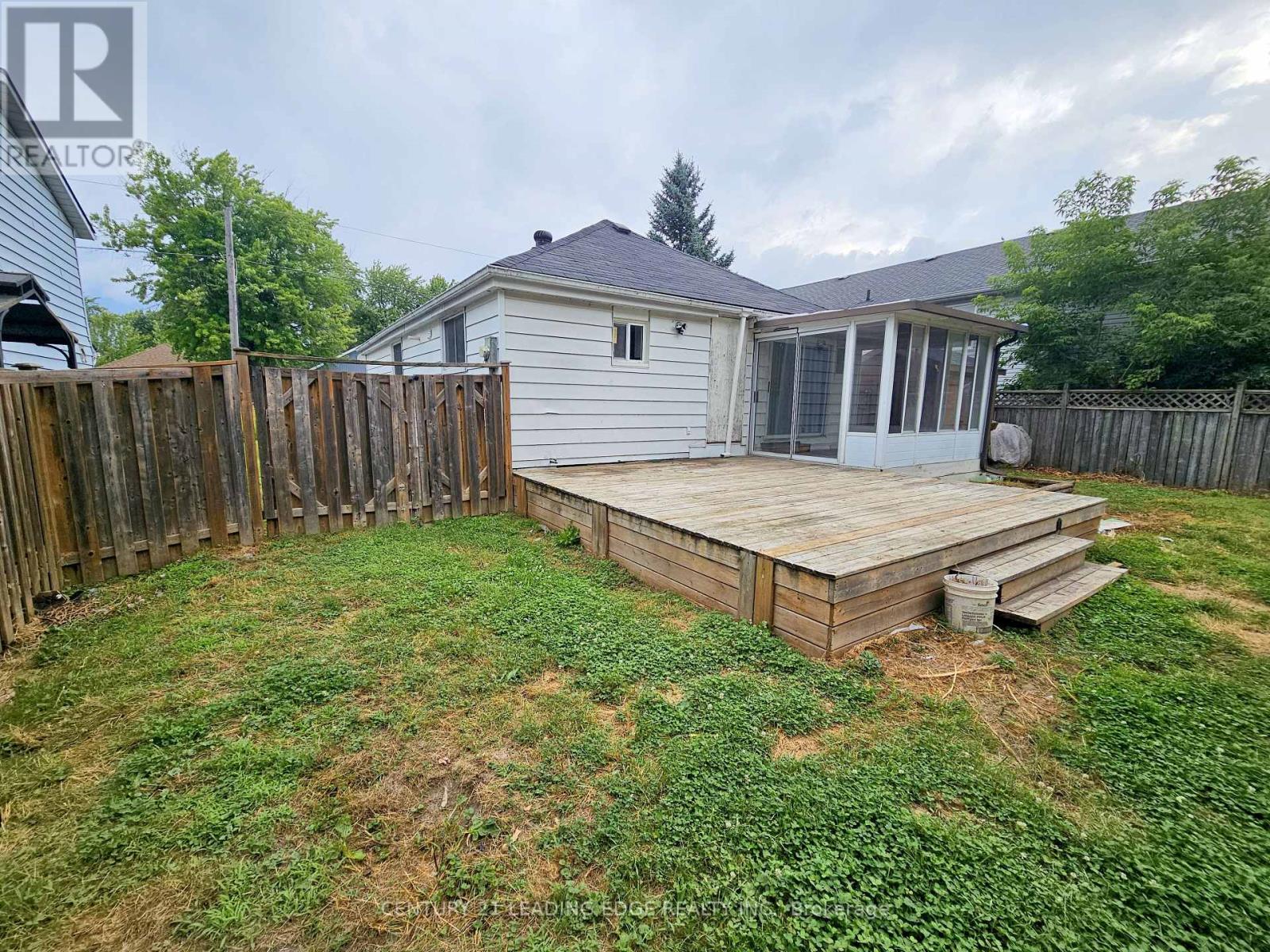 261 Parkway Avenue, Georgina, Ontario  L4P 2W1 - Photo 10 - N12922984