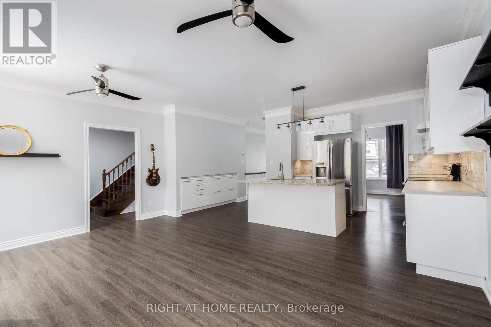 1171 Ewart Street, Innisfil, Ontario  L0L 1C0 - Photo 16 - N12922998