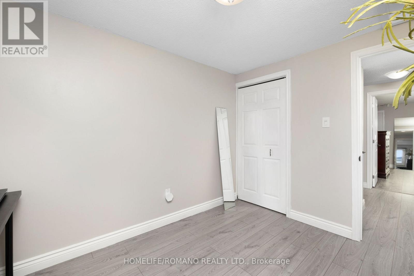 36 Brougham Drive, Vaughan, Ontario  L4L 3E1 - Photo 23 - N12923044