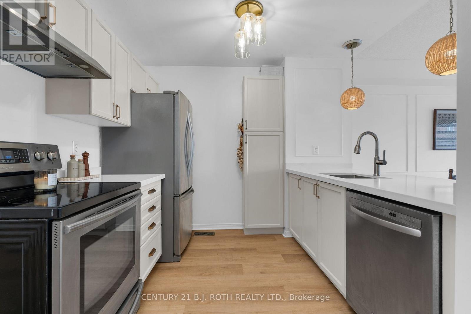 1453 Rankin Way, Innisfil (Alcona), Ontario  L9S 0C6 - Photo 7 - N12923078