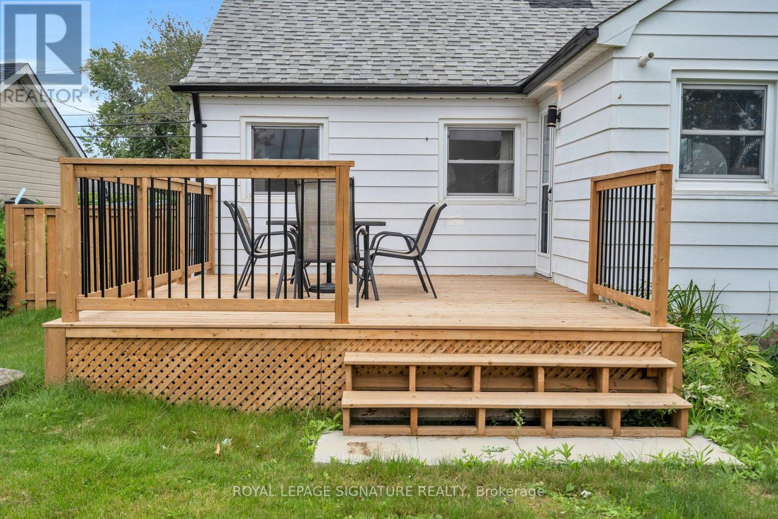 117 Maple Avenue, Georgina, Ontario  L0E 1R0 - Photo 19 - N12923160