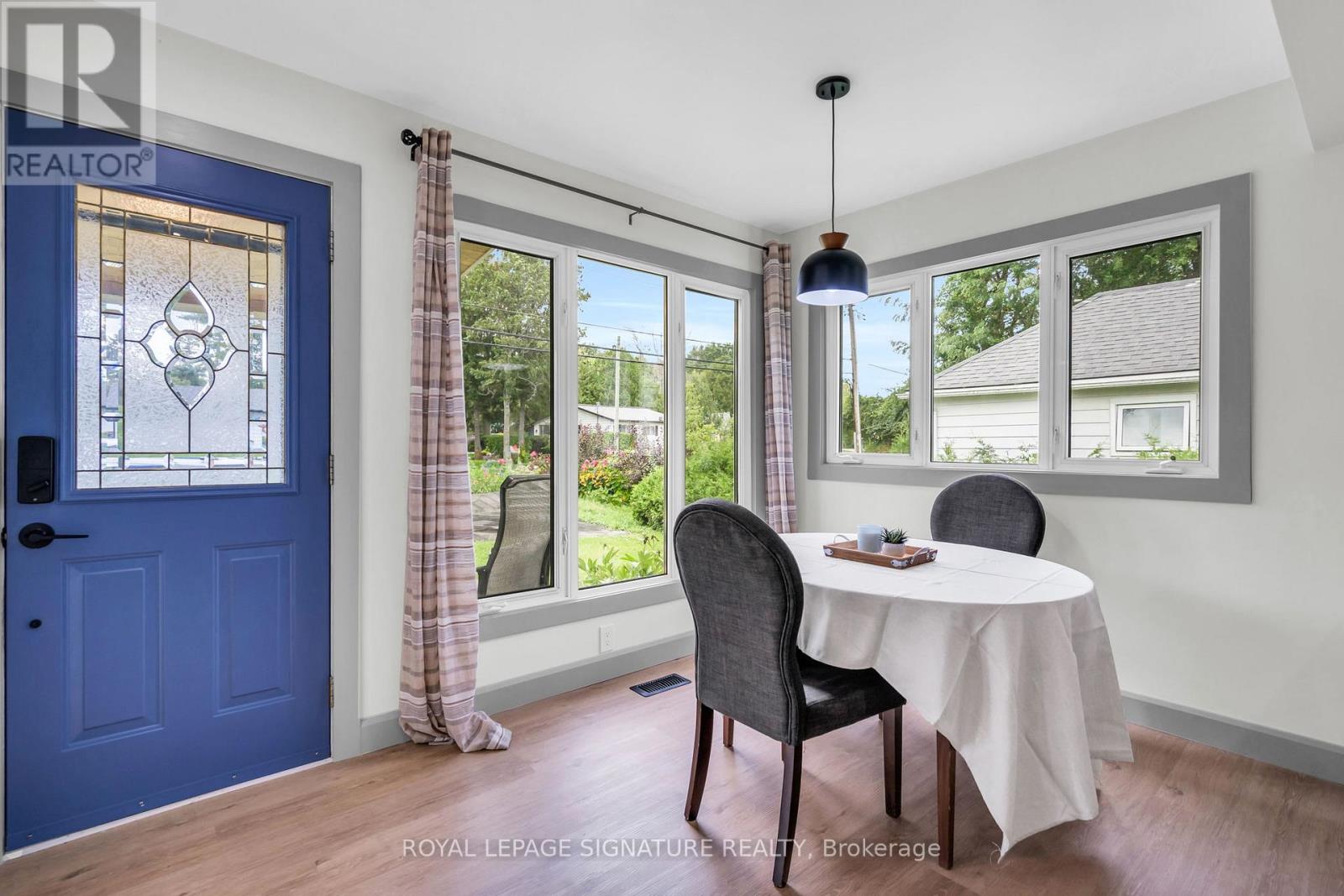 117 Maple Avenue, Georgina, Ontario  L0E 1R0 - Photo 5 - N12923160