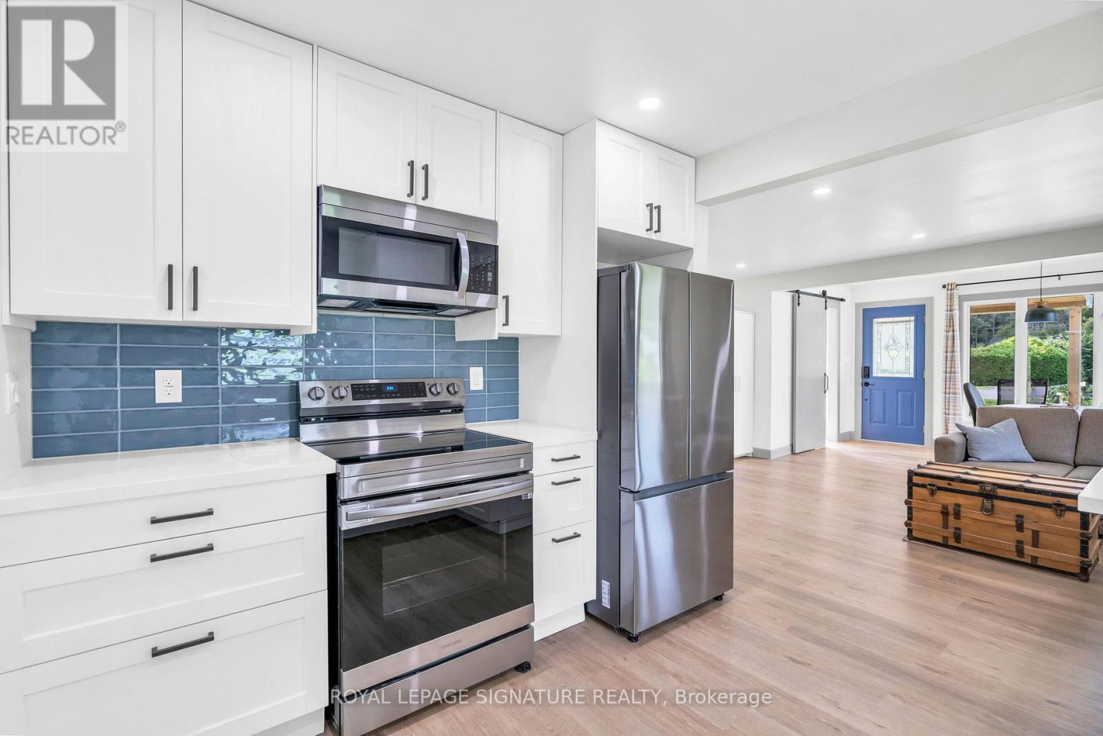 117 Maple Avenue, Georgina, Ontario  L0E 1R0 - Photo 9 - N12923160