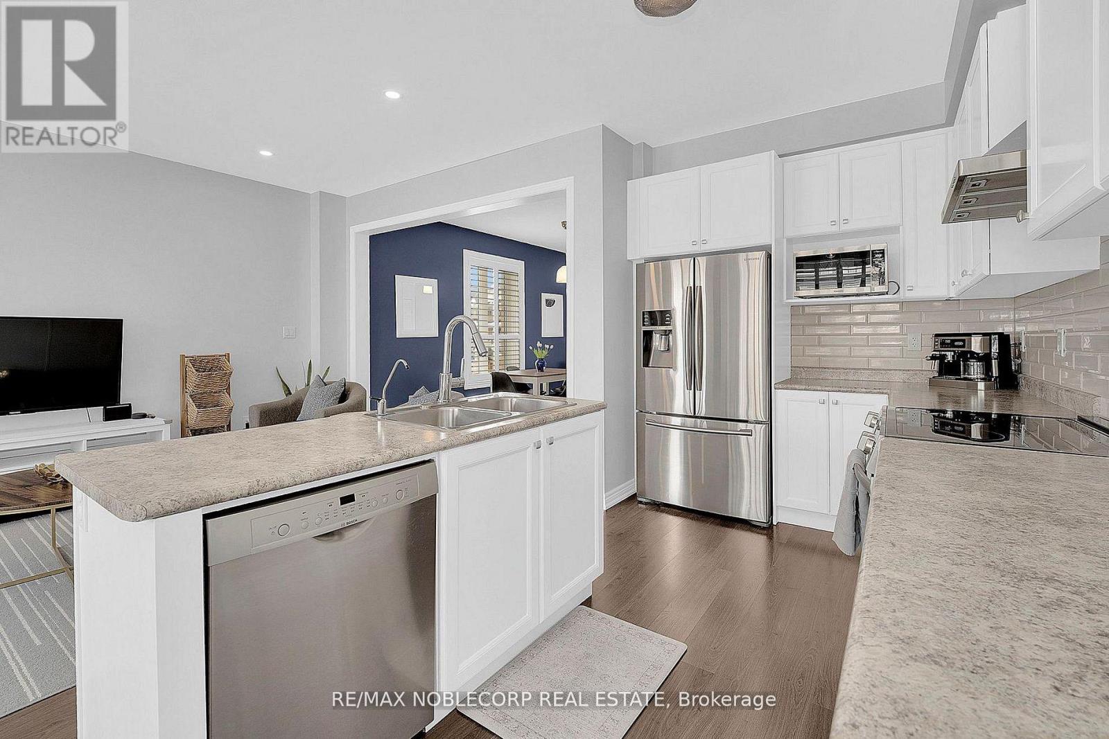 40 Sharpe Crescent, New Tecumseth (Tottenham), Ontario  L0G 1W0 - Photo 13 - N12923262