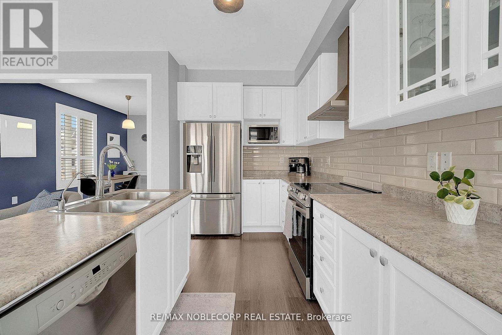 40 Sharpe Crescent, New Tecumseth (Tottenham), Ontario  L0G 1W0 - Photo 15 - N12923262