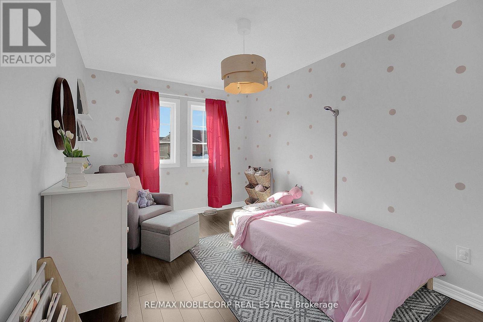 40 Sharpe Crescent, New Tecumseth (Tottenham), Ontario  L0G 1W0 - Photo 25 - N12923262