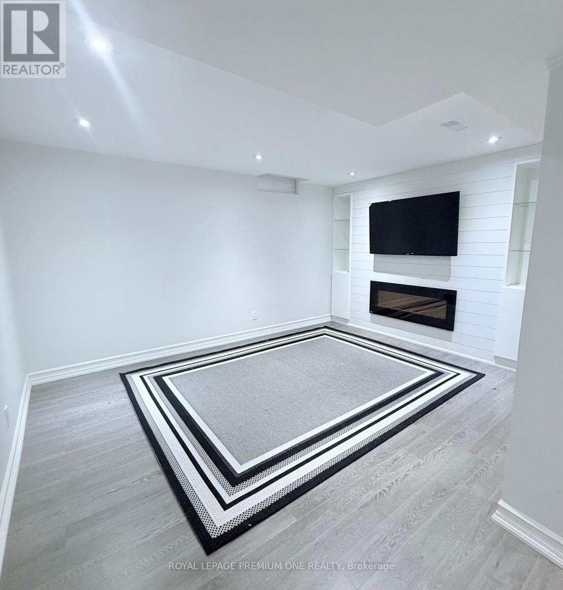 BASEMENT - 70 ROBERTSON CLOSE, Vaughan, Ontario