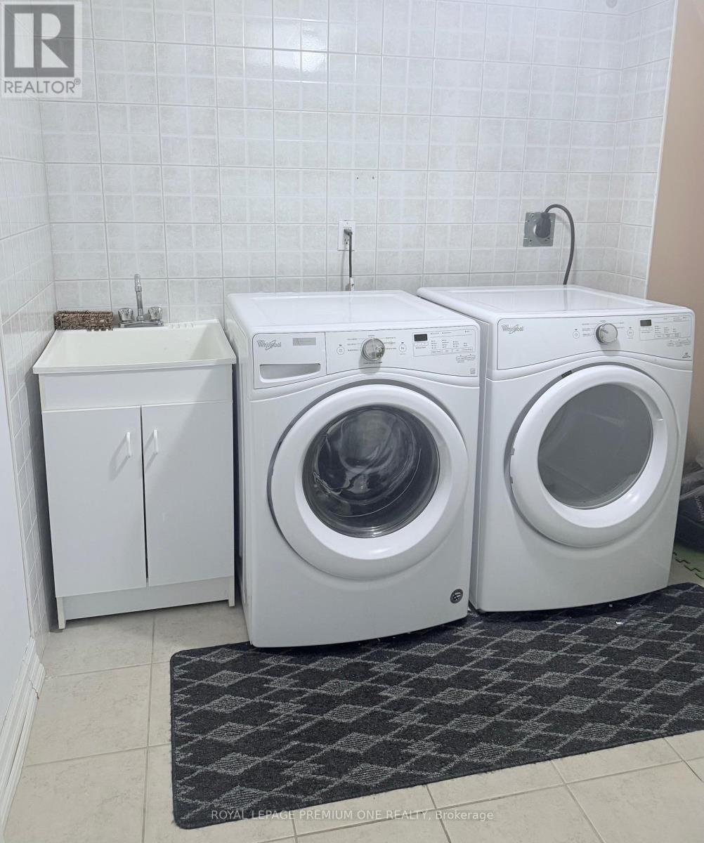 Basement - 70 Robertson Close, Vaughan, Ontario  L6A 2G7 - Photo 12 - N12923302