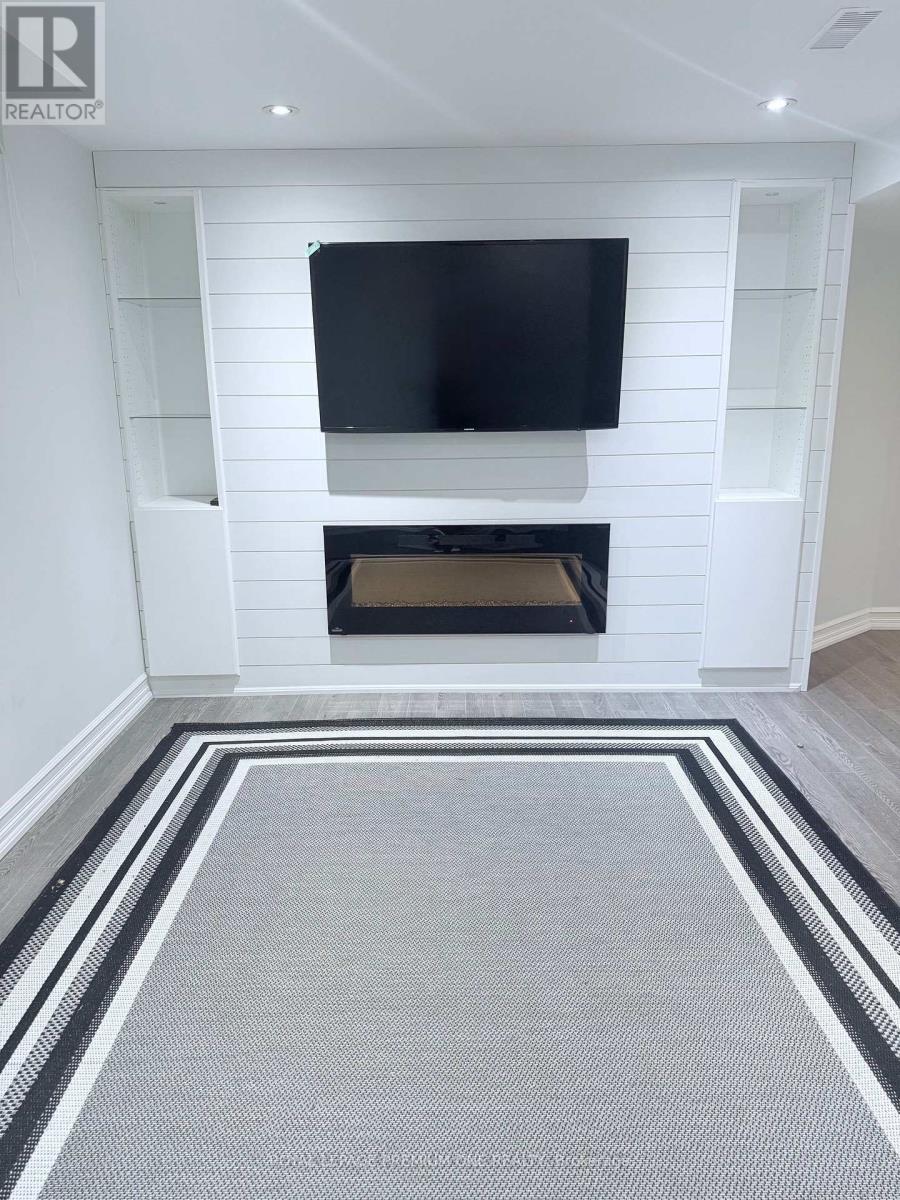 Basement - 70 Robertson Close, Vaughan, Ontario  L6A 2G7 - Photo 2 - N12923302