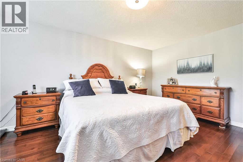 4037 Medland Drive, Burlington, Ontario  L7M 4W7 - Photo 13 - 40815005