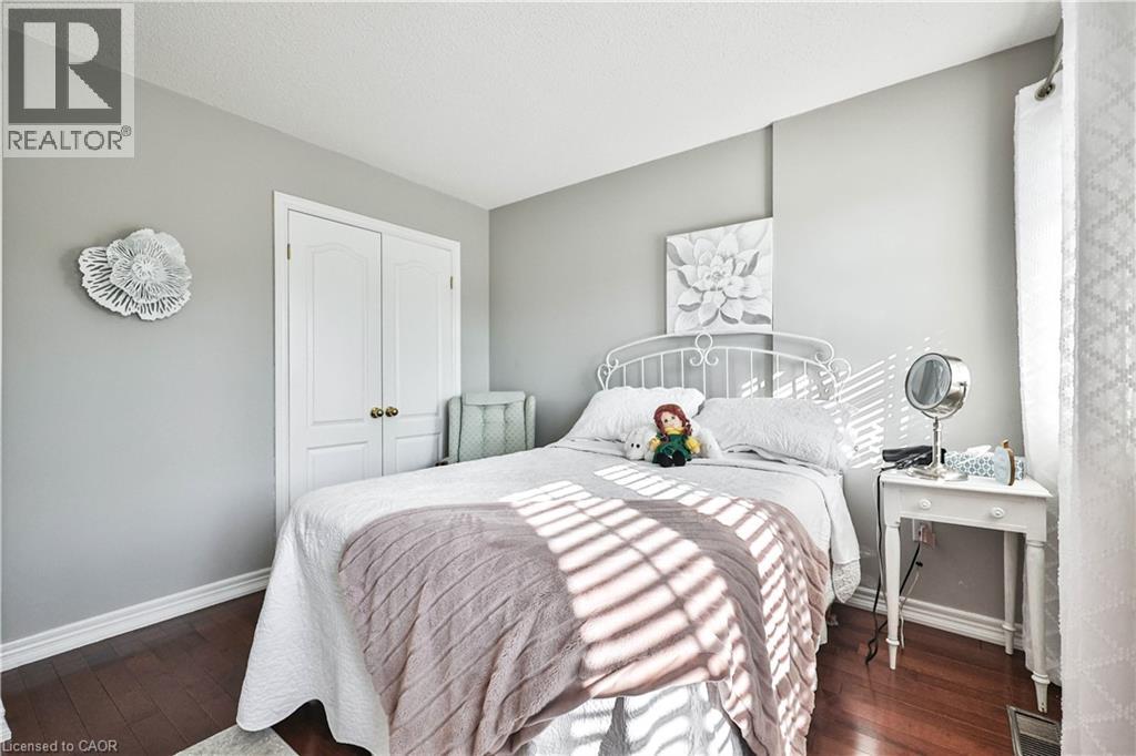 4037 Medland Drive, Burlington, Ontario  L7M 4W7 - Photo 19 - 40815005