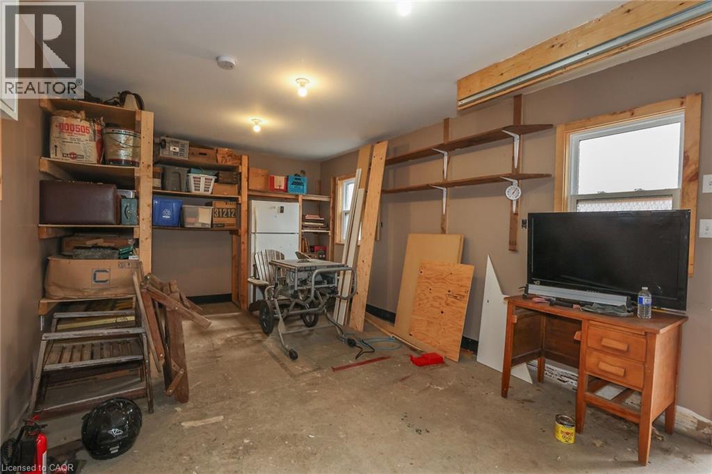 15 Adelaide Street, Grimsby, Ontario  L3M 1X2 - Photo 29 - 40811778