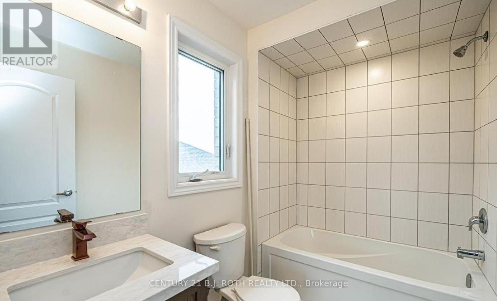 3027 Monarch Drive, Orillia, Ontario  L3V 8K3 - Photo 10 - S12923074