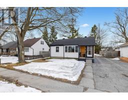 6 NEWTON STREET, Barrie, Ontario