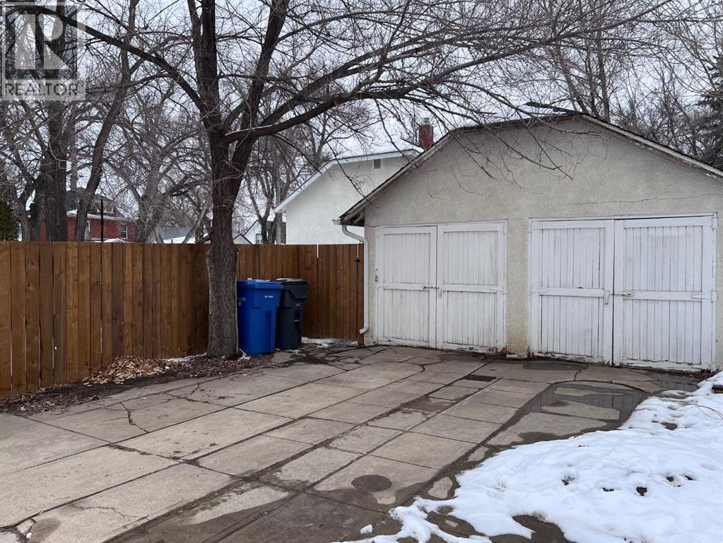 411 Belfast Street Se, Medicine Hat, Alberta  T1A 0S5 - Photo 36 - A2293590